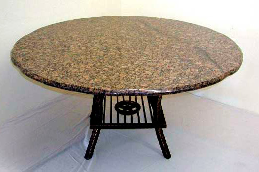 kt_granit_kovanuy_granitnuy_stil_1_w
