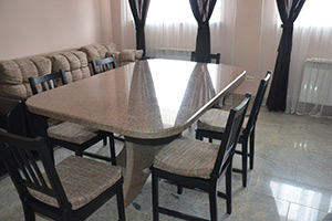 kt_granit_kovanuy_granitnuy_stil_1_w